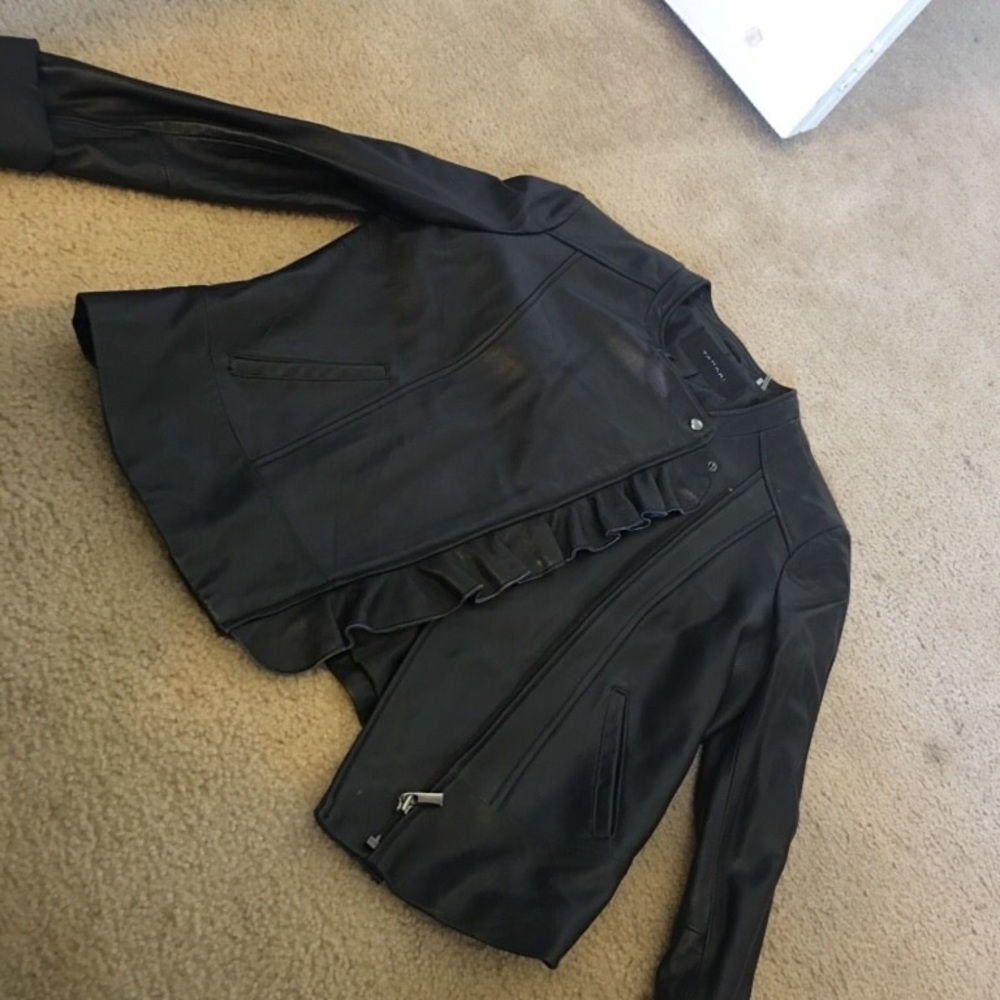 Tahari leather jacket brand new
